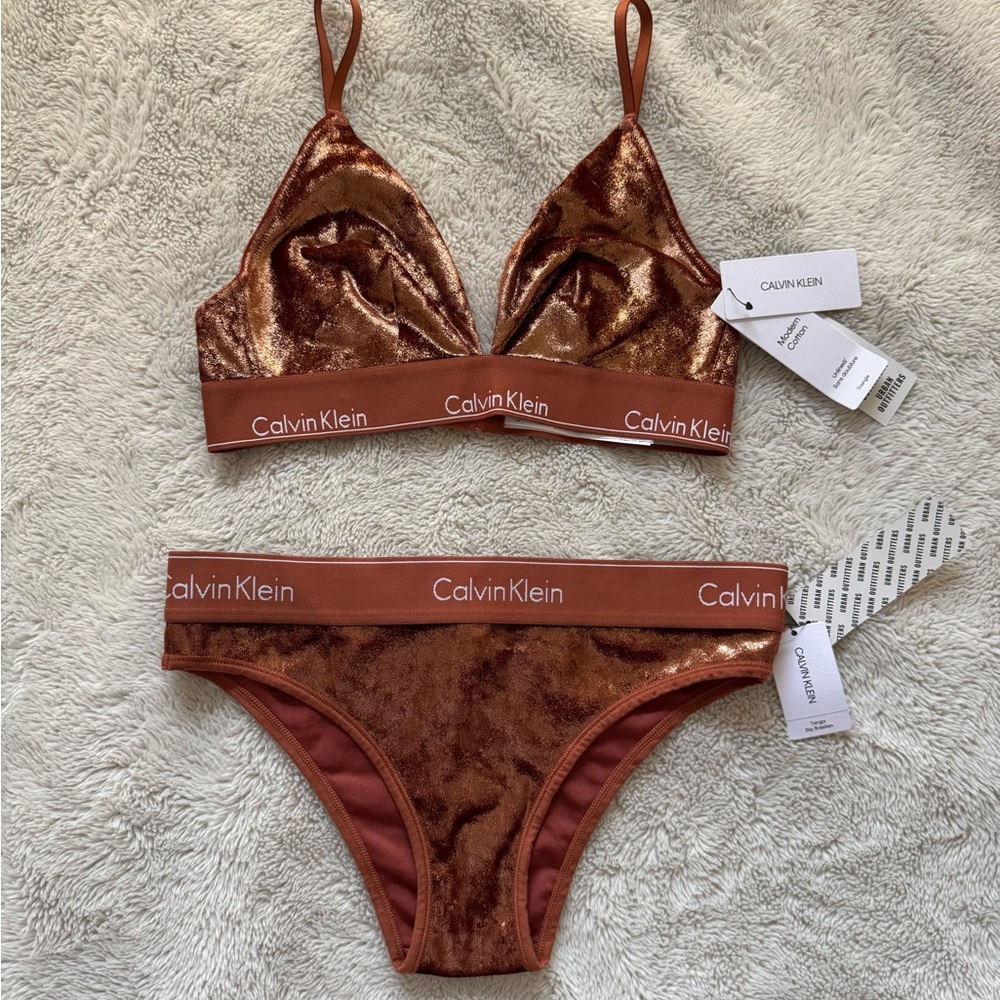 Calvin klein velvet copper set